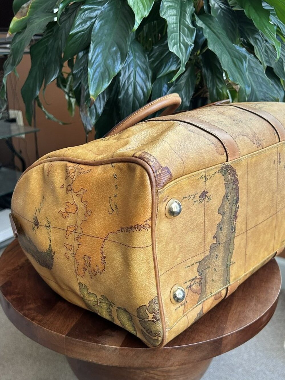 ALVIERO MARTINI Geo Classic Duffle Bag, Honey Tan - Picture 10 of 13